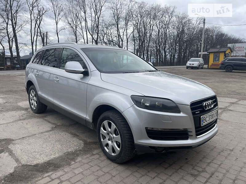 Позашляховик / Кросовер Audi Q7 2006 в Львові