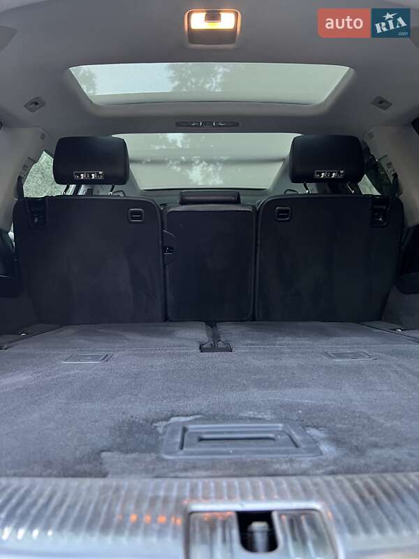 Позашляховик / Кросовер Audi Q7 2010 в Нововолинську