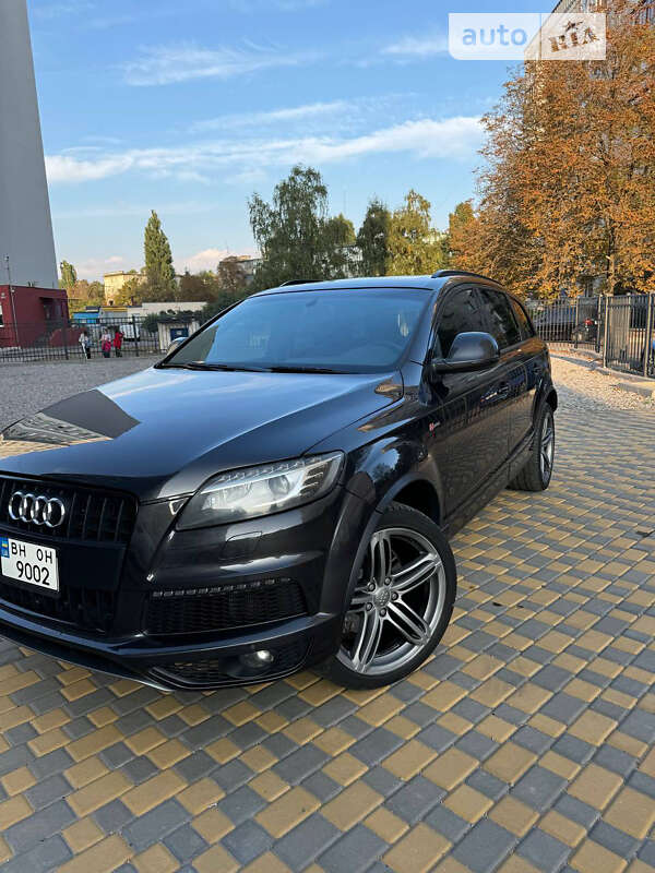 Внедорожник / Кроссовер Audi Q7 2013 в Кременчуге