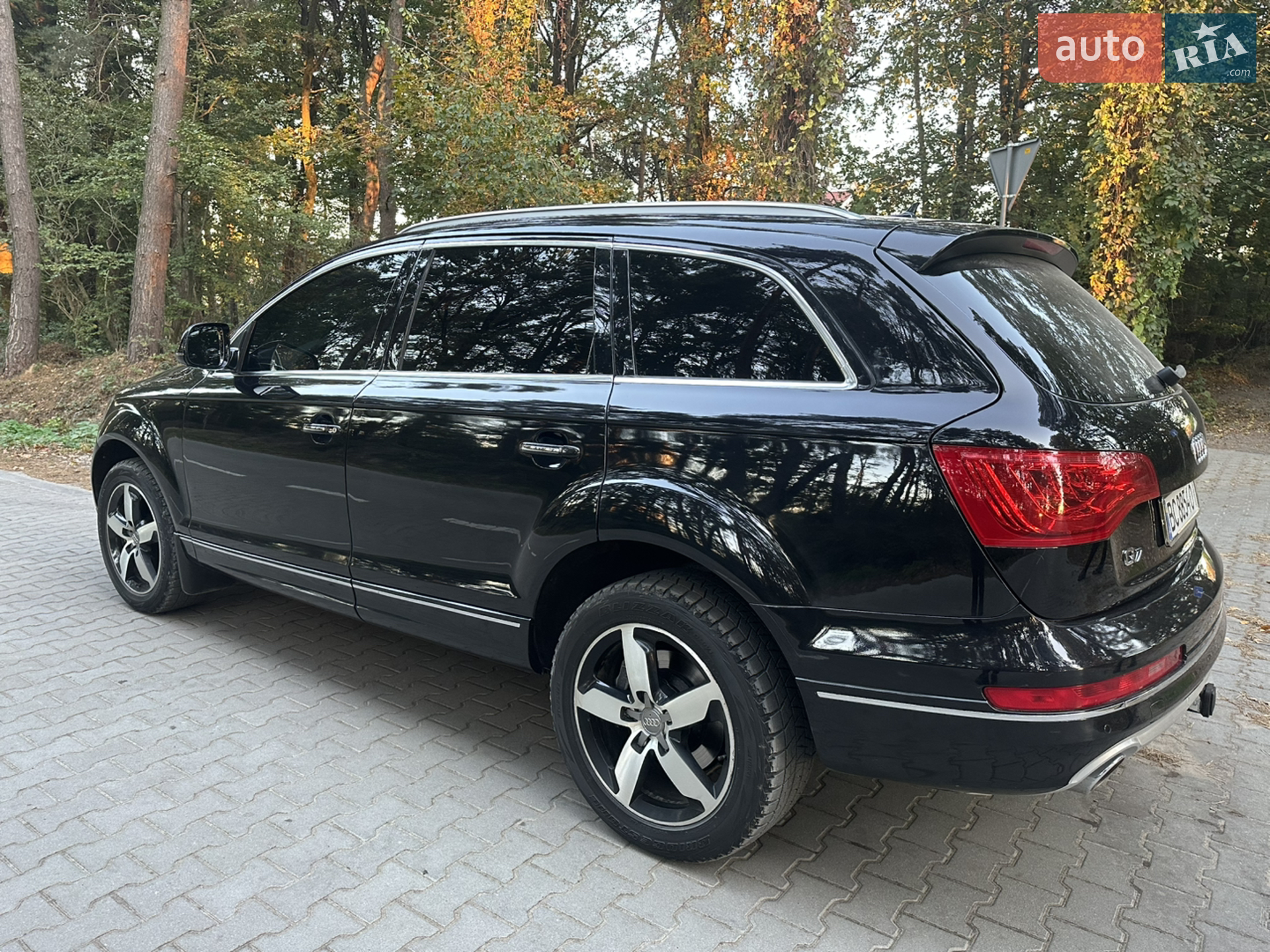 Audi Q7 2012 VIN WA1LMAFE5CD007544 фото оголошення 9 з 26