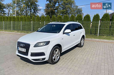 Позашляховик / Кросовер Audi Q7 2015 в 