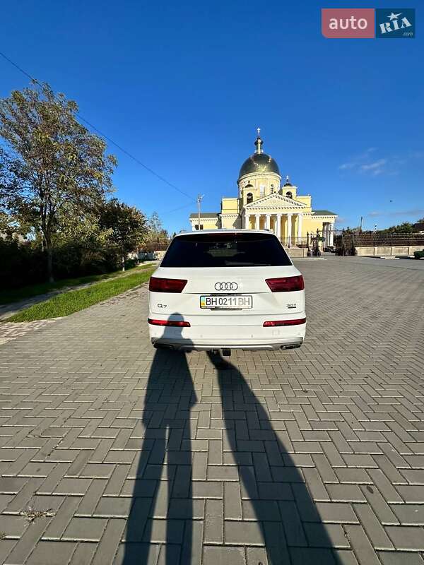 Позашляховик / Кросовер Audi Q7 2016 в Болграді фото 6 Позашляховик / Кросовер Audi Q7 2016 в Болграді