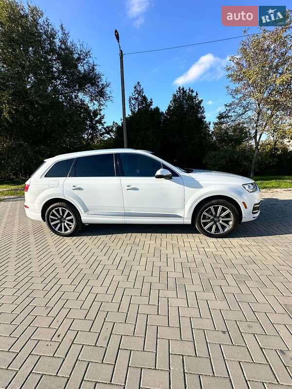 Позашляховик / Кросовер Audi Q7 2016 в Болграді фото 4 Позашляховик / Кросовер Audi Q7 2016 в Болграді
