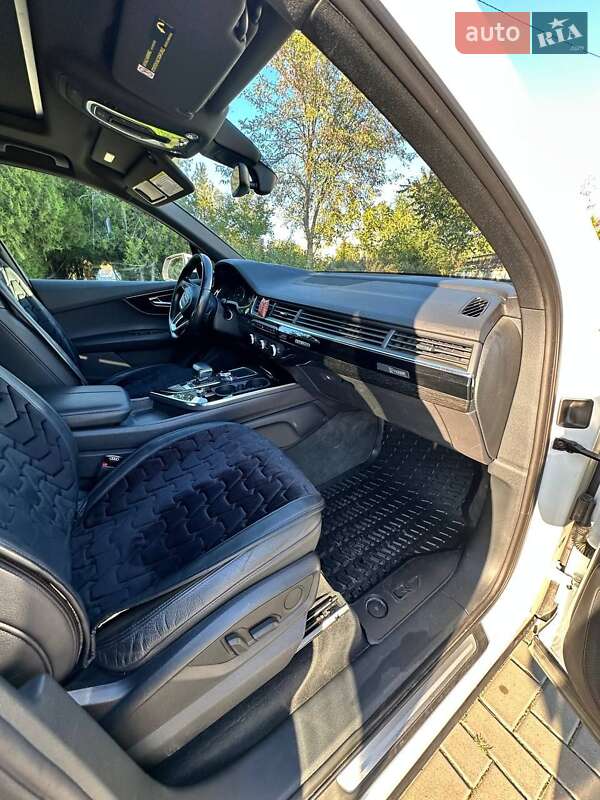 Позашляховик / Кросовер Audi Q7 2016 в Болграді фото 14 Позашляховик / Кросовер Audi Q7 2016 в Болграді