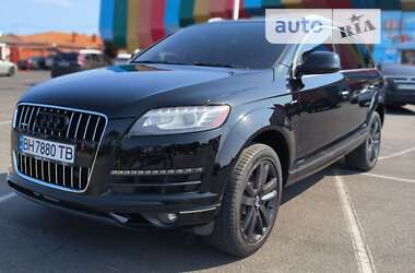 Позашляховик / Кросовер Audi Q7 2014 в 