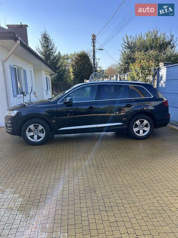 Позашляховик / Кросовер Audi Q7 2017 в Києві