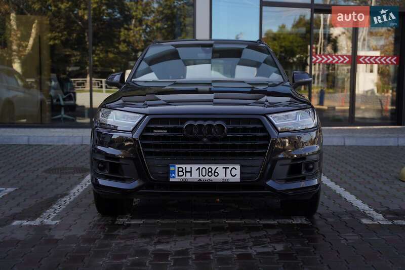 Внедорожник / Кроссовер Audi Q7 2016 в Одессе