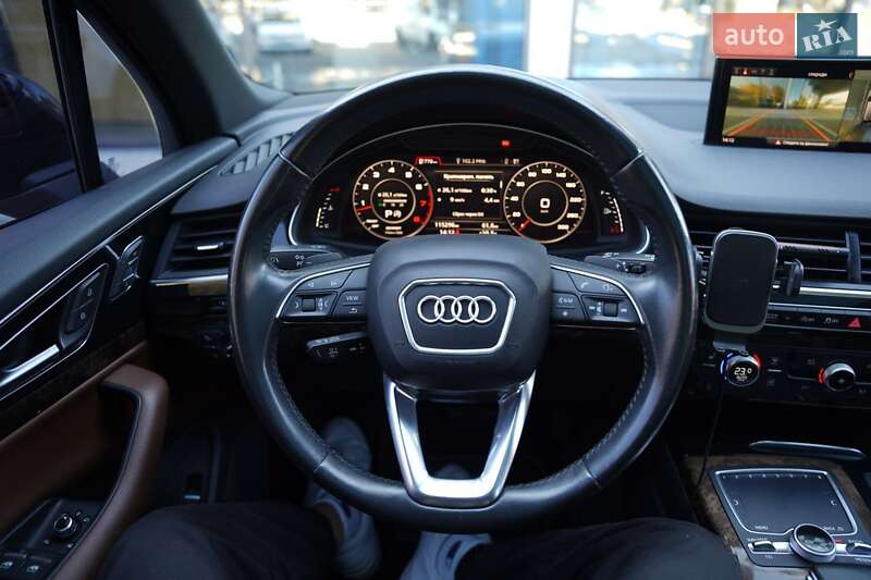 Внедорожник / Кроссовер Audi Q7 2016 в Одессе