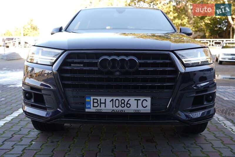 Внедорожник / Кроссовер Audi Q7 2016 в Одессе