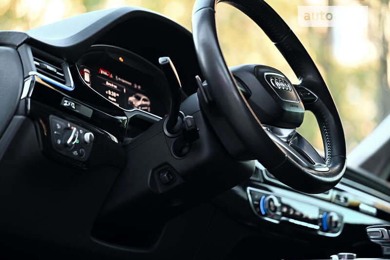 Внедорожник / Кроссовер Audi Q7 2018 в Ужгороде