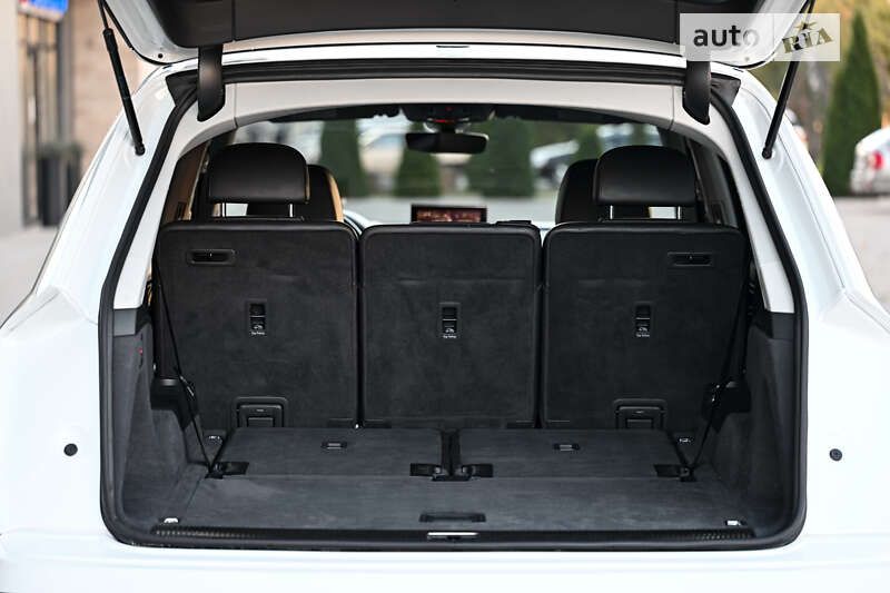 Внедорожник / Кроссовер Audi Q7 2018 в Ужгороде