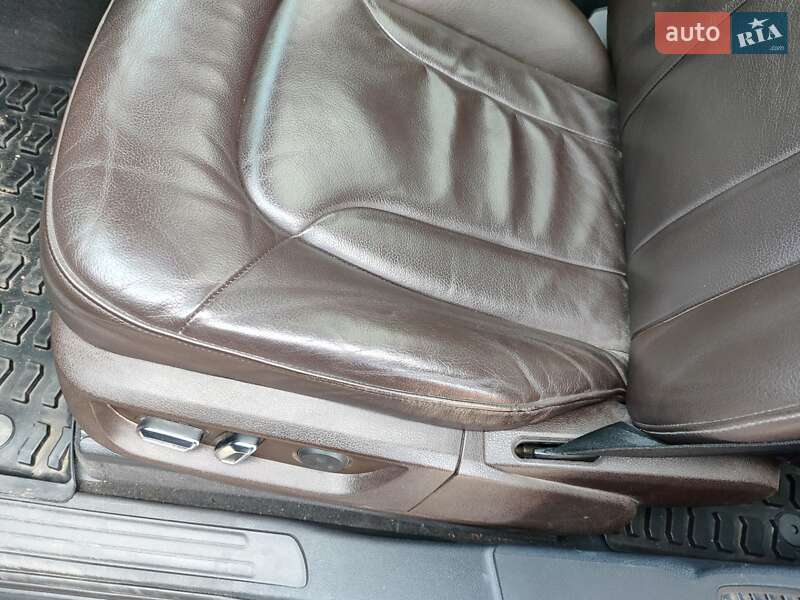 Внедорожник / Кроссовер Audi Q7 2012 в Гадяче