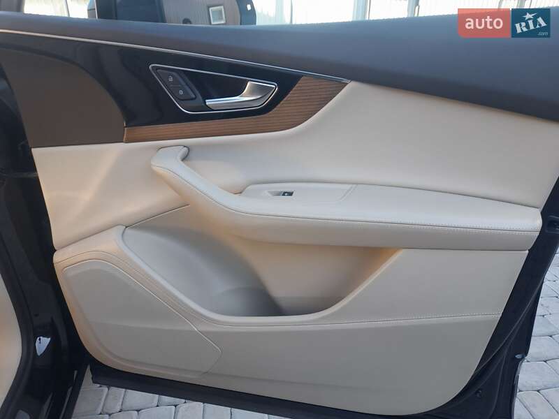 Внедорожник / Кроссовер Audi Q7 2017 в Первомайске фото 20 Внедорожник / Кроссовер Audi Q7 2017 в Первомайске