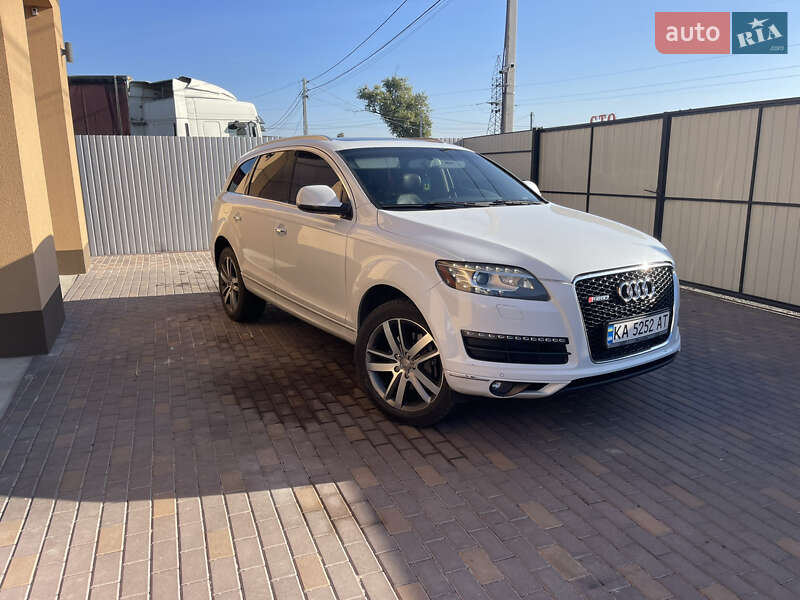 Позашляховик / Кросовер Audi Q7 2014 в Боярці