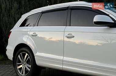 Позашляховик / Кросовер Audi Q7 2011 в Самборі