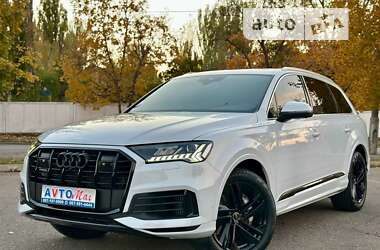 Внедорожник / Кроссовер Audi Q7 2023 в Киеве