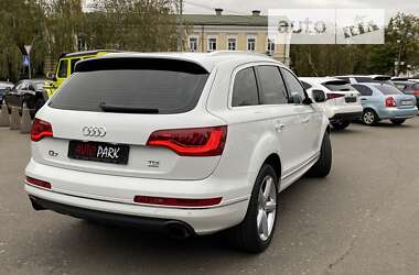 Позашляховик / Кросовер Audi Q7 2013 в Києві