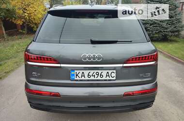 Позашляховик / Кросовер Audi Q7 2020 в Києві