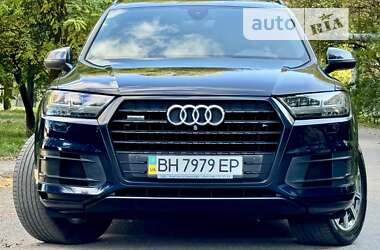 Позашляховик / Кросовер Audi Q7 2017 в Одесі