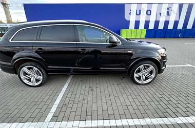 Позашляховик / Кросовер Audi Q7 2010 в Дубні