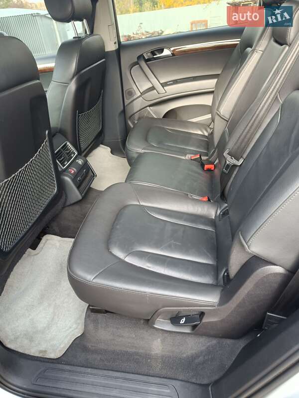 Внедорожник / Кроссовер Audi Q7 2015 в Черкассах