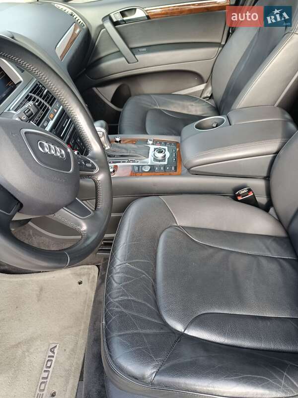 Внедорожник / Кроссовер Audi Q7 2015 в Черкассах