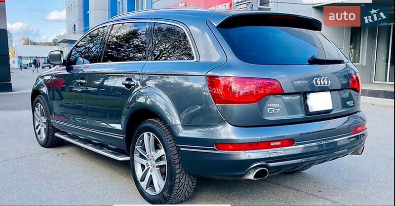 Внедорожник / Кроссовер Audi Q7 2015 в Виннице