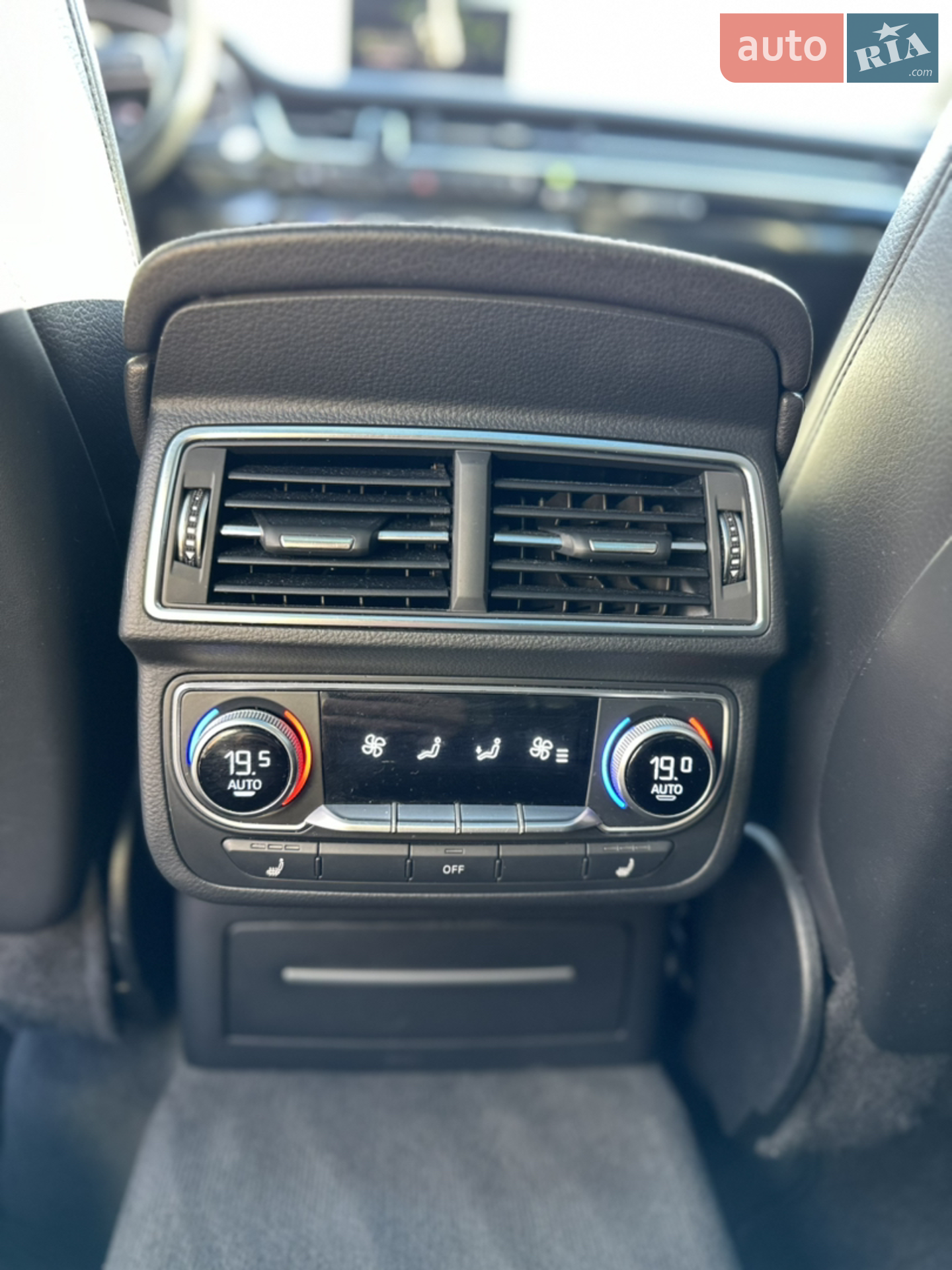 2015 Audi Q7 - мініатюра 13