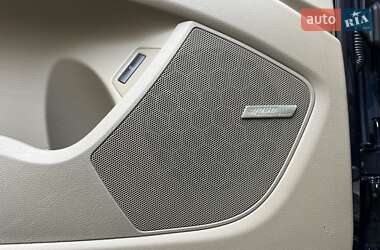 Внедорожник / Кроссовер Audi Q7 2014 в 