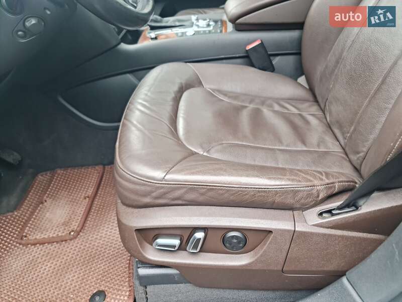 Позашляховик / Кросовер Audi Q7 2014 в Києві