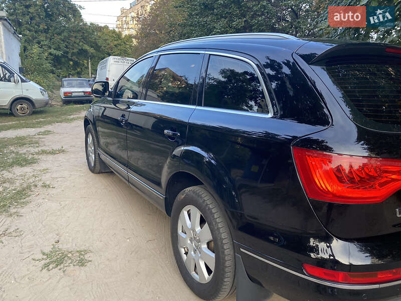 Позашляховик / Кросовер Audi Q7 2014 в Дніпрі фото 5 Позашляховик / Кросовер Audi Q7 2014 в Дніпрі