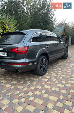 Внедорожник / Кроссовер Audi Q7 2015 в Миргороде