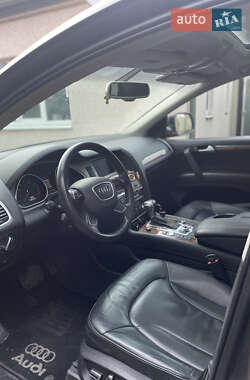 Внедорожник / Кроссовер Audi Q7 2015 в Миргороде