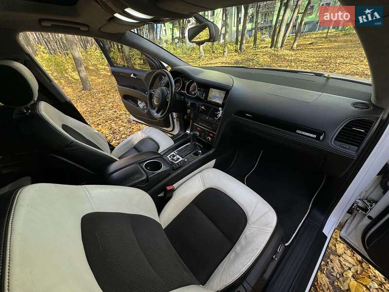 Позашляховик / Кросовер Audi Q7 2011 в Вінниці
