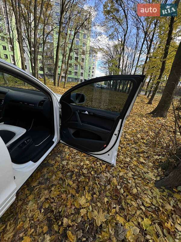 Позашляховик / Кросовер Audi Q7 2011 в Вінниці