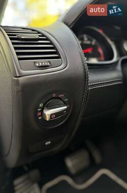 Внедорожник / Кроссовер Audi Q7 2011 в 