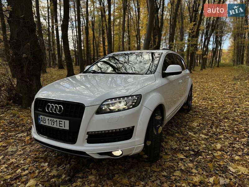 Позашляховик / Кросовер Audi Q7 2011 в Вінниці