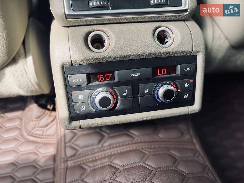 Позашляховик / Кросовер Audi Q7 2010 в Хмельницькому
