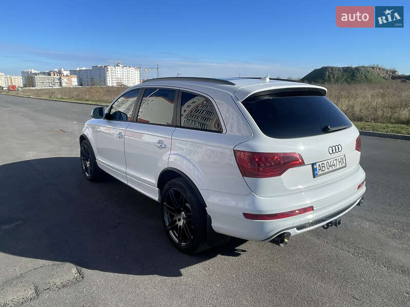 Позашляховик / Кросовер Audi Q7 2011 в Вінниці