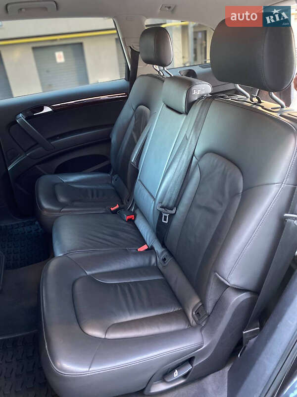 Позашляховик / Кросовер Audi Q7 2011 в Івано-Франківську