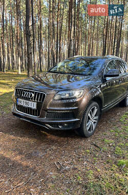 Позашляховик / Кросовер Audi Q7 2012 в Сарнах