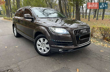 Внедорожник / Кроссовер Audi Q7 2010 в Киеве