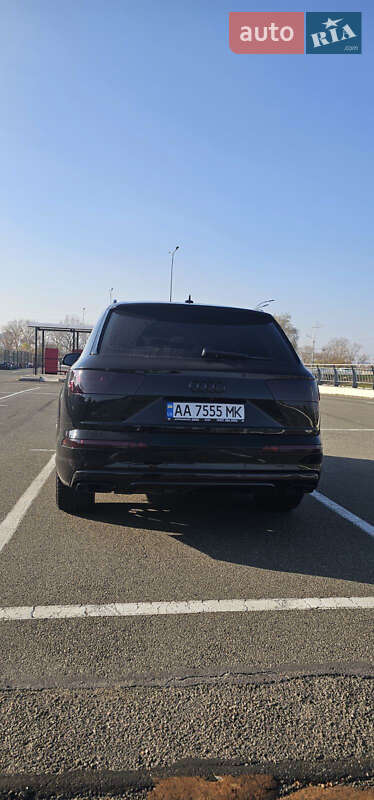 Позашляховик / Кросовер Audi Q7 2016 в Києві фото 4 Позашляховик / Кросовер Audi Q7 2016 в Києві