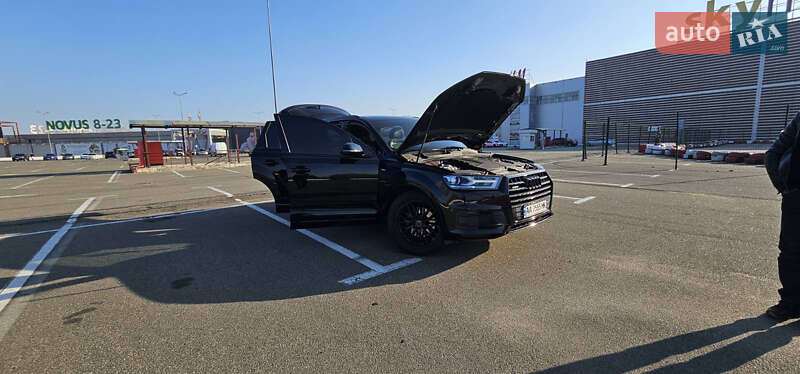 Позашляховик / Кросовер Audi Q7 2016 в Києві фото 19 Позашляховик / Кросовер Audi Q7 2016 в Києві