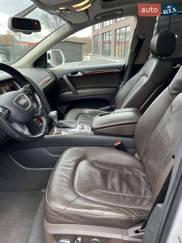 Позашляховик / Кросовер Audi Q7 2012 в Тернополі
