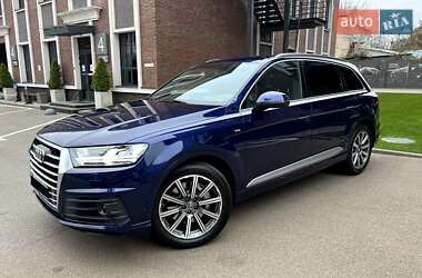 Внедорожник / Кроссовер Audi Q7 2019 в 