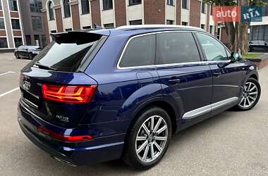 Внедорожник / Кроссовер Audi Q7 2019 в 