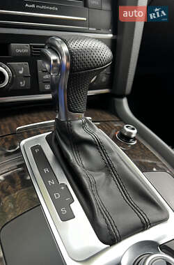 Позашляховик / Кросовер Audi Q7 2013 в 