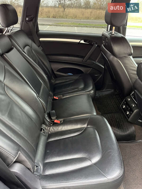 Позашляховик / Кросовер Audi Q7 2011 в Львові