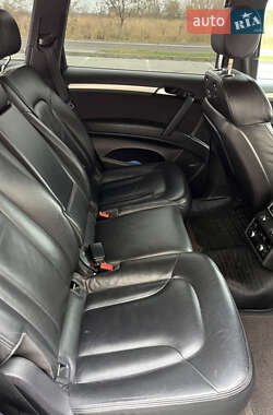 Внедорожник / Кроссовер Audi Q7 2011 в 